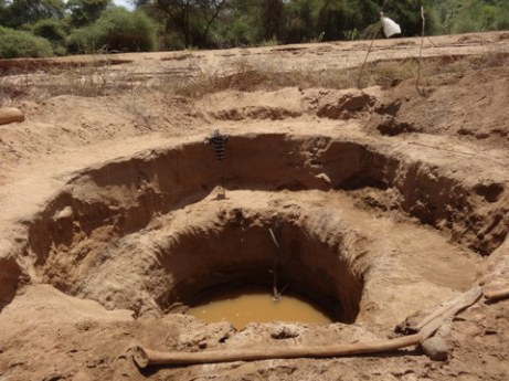 This well was dug by the locals to give their livestock water.. its a lot of hard work! 